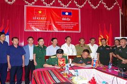 Ký kết bàn giao các hài cốt liệt sĩ hy sinh tại Lào về nước