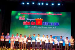 TP.HCM: 1.000 phần quà sẽ trao tận tay cảm ơn người lao động