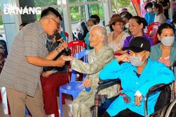 Sống đẹp vượt lên những khiếm khuyết