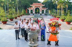 Thành kính tri ân Người