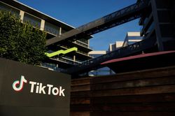 Giám đốc cơ quan tình báo Canada cảnh báo Trung Quốc có thể sử dụng TikTok để theo dõi người dùng
