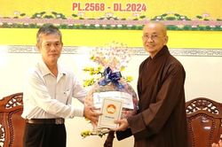 Lãnh đạo tỉnh thăm, chúc mừng Đại lễ Phật đản Phật lịch 2568 tại TP Sa Đéc