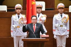 Chủ tịch Quốc hội Trần Thanh Mẫn: 'Tôi nguyện cống hiến hết sức mình, phụng sự Tổ quốc, phục vụ nhân dân'