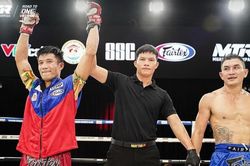 Võ sĩ đánh bại Nguyễn Trần Duy Nhất đại thắng ở giải đấu có giá trị 'siêu khủng'