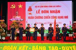Bộ Tư lệnh Vùng Cảnh sát biển 4 đón nhận Huân chương Chiến công hạng Nhì