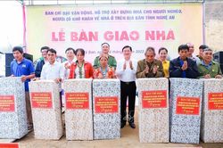 Gỡ khó trong xây dựng, sửa chữa nhà cho người nghèo