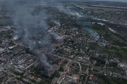 Ukraine mất gần một nửa thành phố chiến lược ở Kharkov