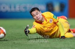 Filip Nguyễn mất suất bắt chính ở V-League sau khi thủng lưới 10 bàn và mắc nhiều sai lầm trong chuỗi trận đáng quên
