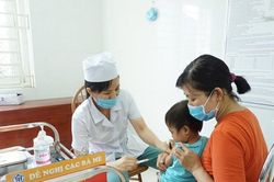 Lâm Đồng thiếu hơn 34.000 liều vắc xin 5 trong 1 đến cuối năm