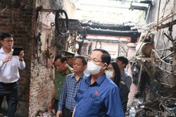 Chùm ảnh hiện trường vụ cháy nhà trọ khiến 14 người tử vong ở Hà Nội