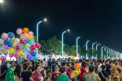 Thị xã Cửa Lò khai trương phố đêm Nguyễn Huệ