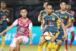 CLB TP.HCM 'xát muối' vào HAGL của HLV Vũ Tiến Thành