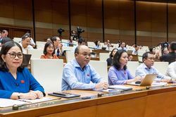 Ghi âm lời nói của Hội đồng xét xử tại phiên tòa phải được sự đồng ý của Chủ tọa