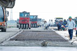 Doanh nghiệp ở Nghệ An 'khai tử' nhiều hơn 'khai sinh' là đáng báo động