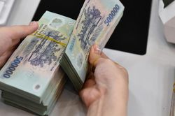 Lãi suất ngân hàng hôm nay 28/5/2024: Thêm nhà băng nhập cuộc đua tăng lãi suất