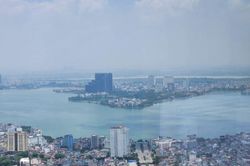 Dự thảo Luật Thủ đô: Cần cân chỉnh lại việc xây dựng các công trình ven sông