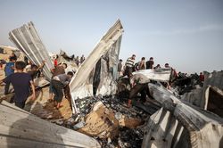 Israel tấn công 'vùng an toàn' ở Gaza