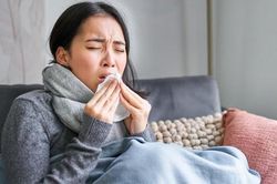 Chế độ dinh dưỡng cho người bệnh ung thư lưỡi