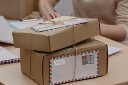 Tin 'nữ quân nhân gìn giữ hòa bình' trên mạng xã hội, người đàn ông dính 'bẫy lừa'
