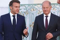 Ông Macron ủng hộ quyết định dùng vũ khí 'gây tranh cãi' của Ukraine