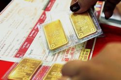 Ngân hàng Nhà nước sẽ bán vàng trực tiếp cho 4 ngân hàng