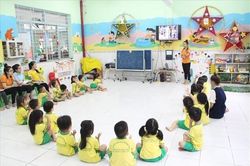 Trẻ 5 tuổi được miễn học phí từ 1/9