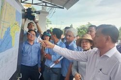 Sóc Trăng kiến nghị Chính phủ gỡ khó về cấp phép khai thác cát biển