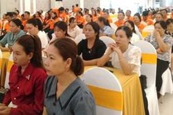 Giúp phụ nữ làm giàu từ sàn thương mại điện tử