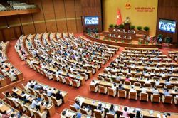 Bình ổn giá các mặt hàng thiết yếu, hạn chế tình trạng 'lương chưa tăng, giá đã tăng'