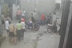 Dùng dao cứa cổ 'tình địch' tử vong ngay tại phòng trọ