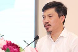 Nhà báo Lê Xuân Thành: 'Dế Mèn' luôn tìm kiếm sự tươi mới