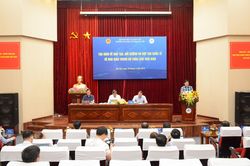Chú trọng đào tạo, bồi dưỡng và hợp tác quốc tế đối với nhà giáo