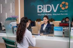 Lãnh đạo ngân hàng thương mại Nhà nước chia sẻ kế hoạch bán vàng từ ngày 3/6