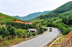 Chuẩn bị khởi công đường Hồ Chí Minh đoạn Chợ Chu - Ngã ba Trung Sơn