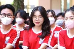 Trường Y công lập lần đầu xét tuyển tổ hợp có môn Ngữ văn