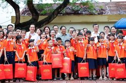 Thực tâm chăm sóc, bảo vệ, giáo dục trẻ em khuyết tật