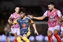 Bảng xếp hạng V-League 2023/24 vòng 22: Xác định đội bóng đầu tiên xuống hạng