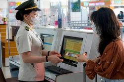 Ngành hàng không phải kiểm soát chặt giá vé máy bay