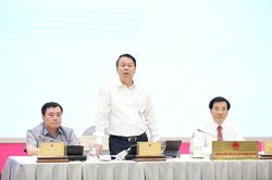 Bộ Tài chính thông tin về việc thu thuế đối với người livestream bán hàng