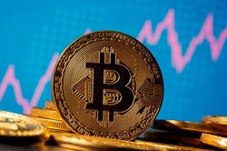 Giá Bitcoin hôm nay 1/6: Điều chỉnh mốc 67.500 USD