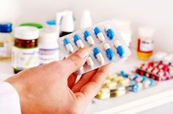 401 loại thuốc điều trị, phòng dịch được gia hạn