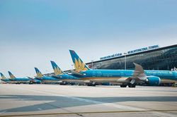 Vietnam Airlines phải giải trình lý do tăng giá vé máy bay