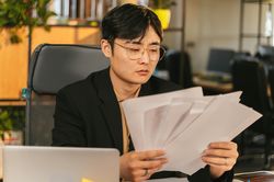 Nghỉ việc thế nào để không dính tai tiếng
