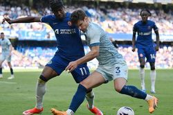 Tin chuyển nhượng hôm nay 2/6: MU chọn xong ngôi sao thay Luke Shaw, Liverpool mua tiền đạo 80 triệu