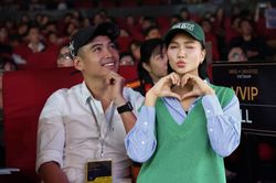 H'Hen Niê được bạn trai công khai ngỏ lời yêu