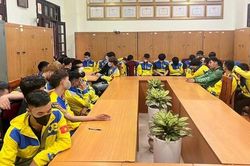 Vụ gần 100 xe ôm công nghệ tụ tập 'hỗn chiến': Tạm giữ 14 người