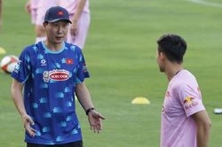 Đội tuyển Việt Nam: Từ Troussier đến Kim Sang Sik