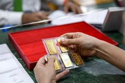 Giá vàng có thể còn giảm, người dân cần cẩn trọng khi mua