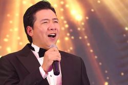 'Sao Mai' Phúc Tiệp muốn 'quên' album đầu tay