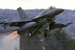Nga đưa chuyên gia huấn luyện phương Tây và F-16 ở Ukraine vào 'tầm ngắm', đã lộ hướng tấn công chính